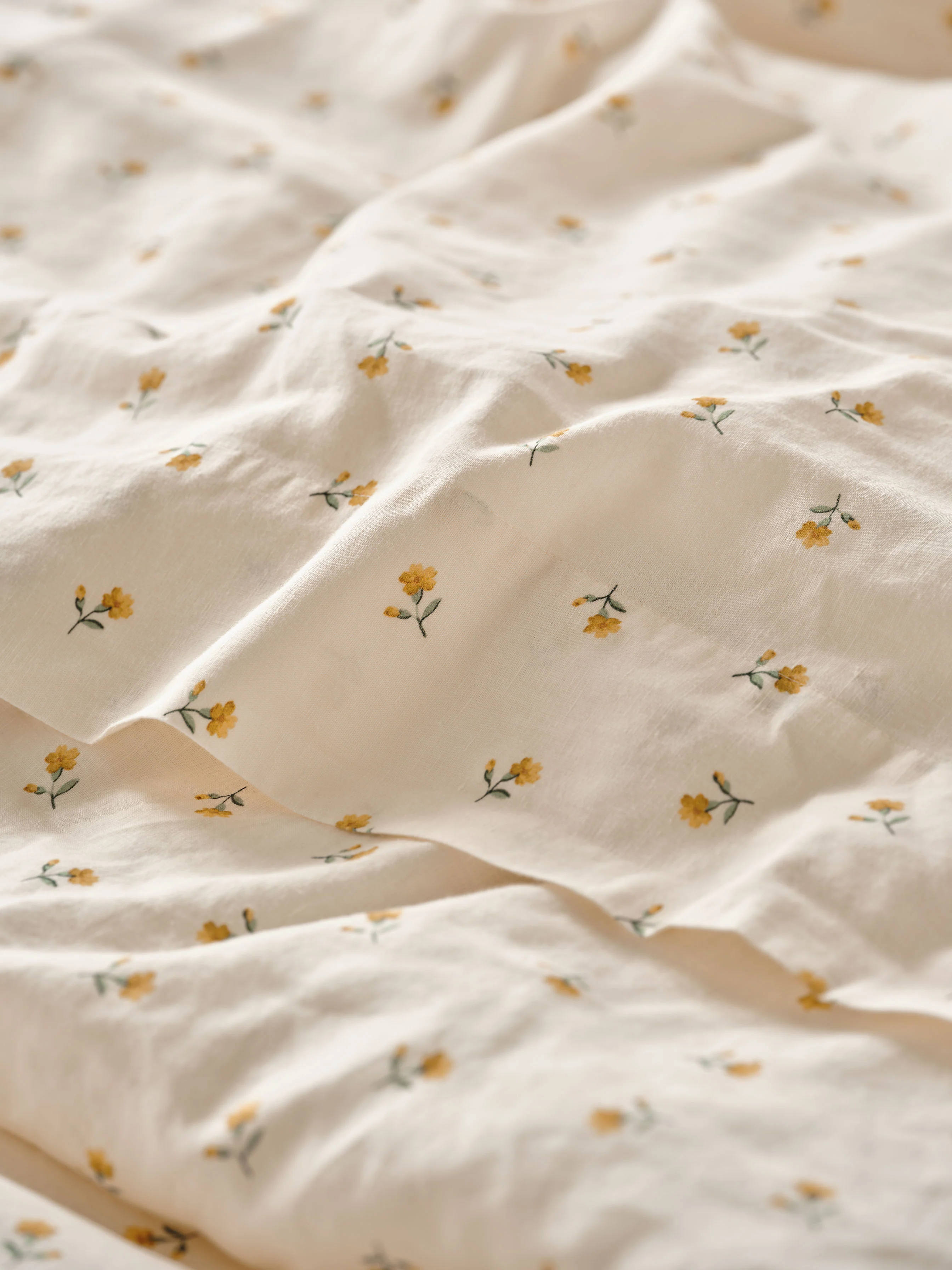 Versatile Honey Posy Bud Linen Blend Flat Sheet Official