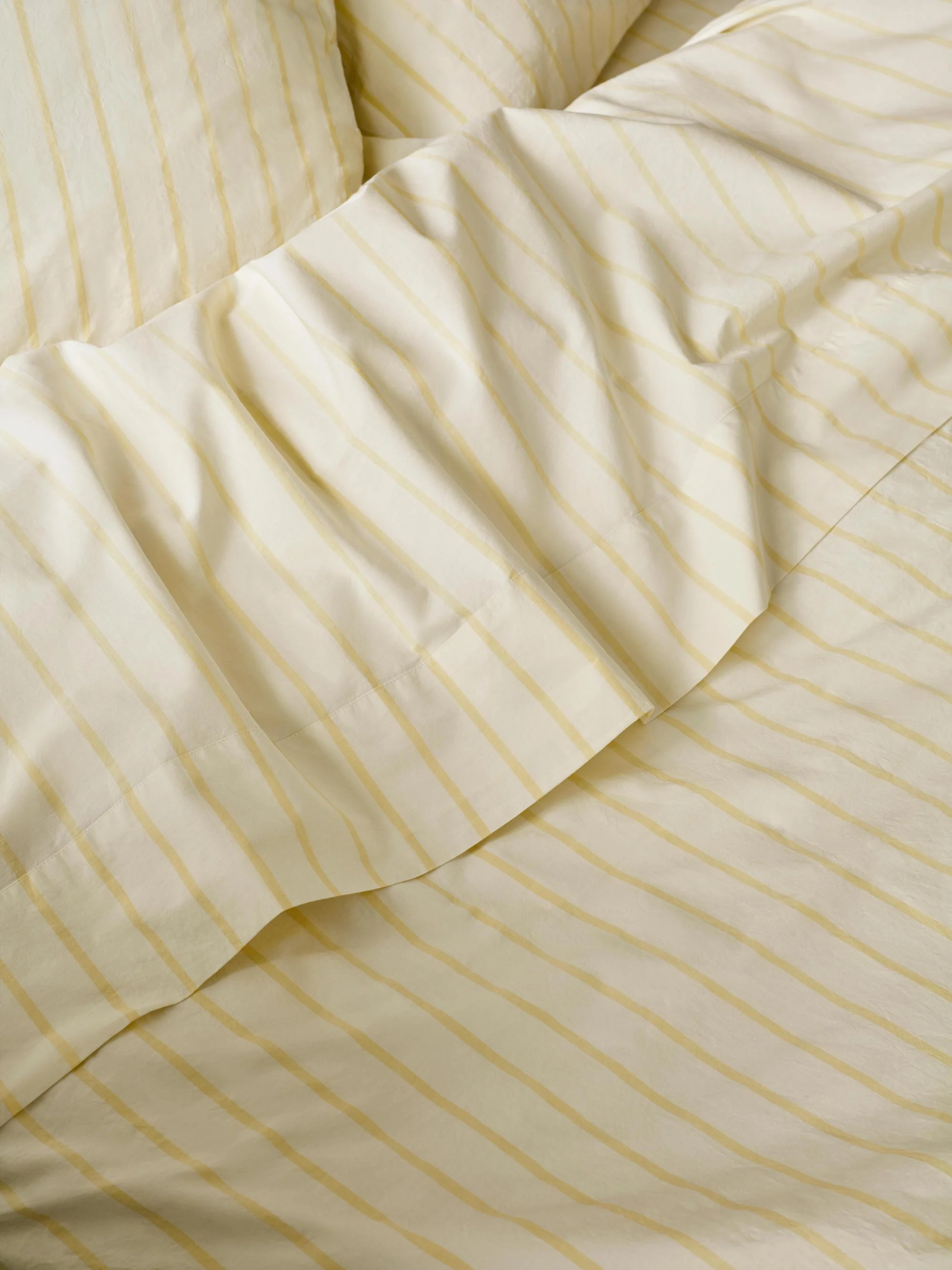 High-Grade Butter Yellow Slumber Stripe Cotton Flat Sheet Breathable