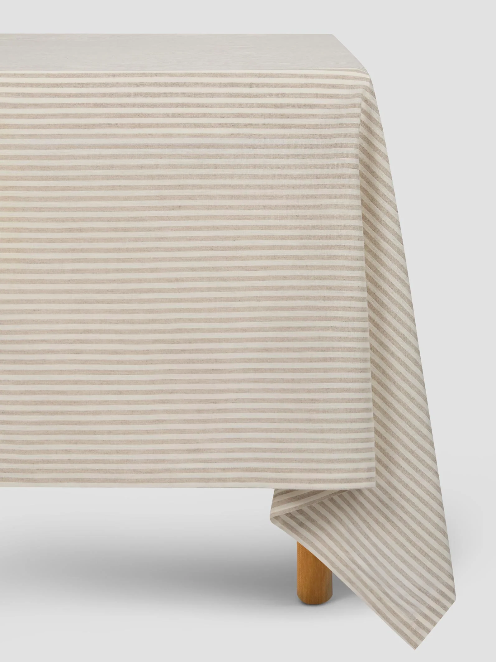 Contemporary Oatmeal Stripe Linen Blend Tablecloth Green