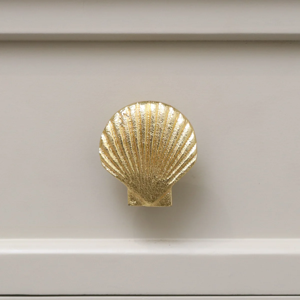 Carefully Designed Gold Scallop Sea Shell Drawer Knob Soft