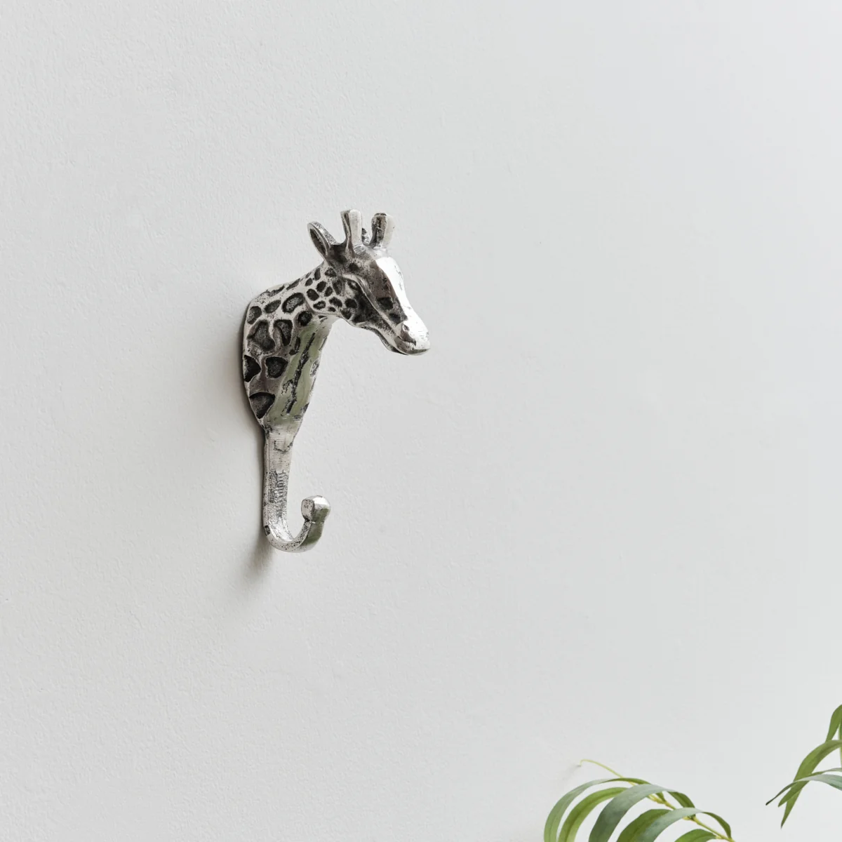 High-End Silver Metal Giraffe Wall Hook World-Class