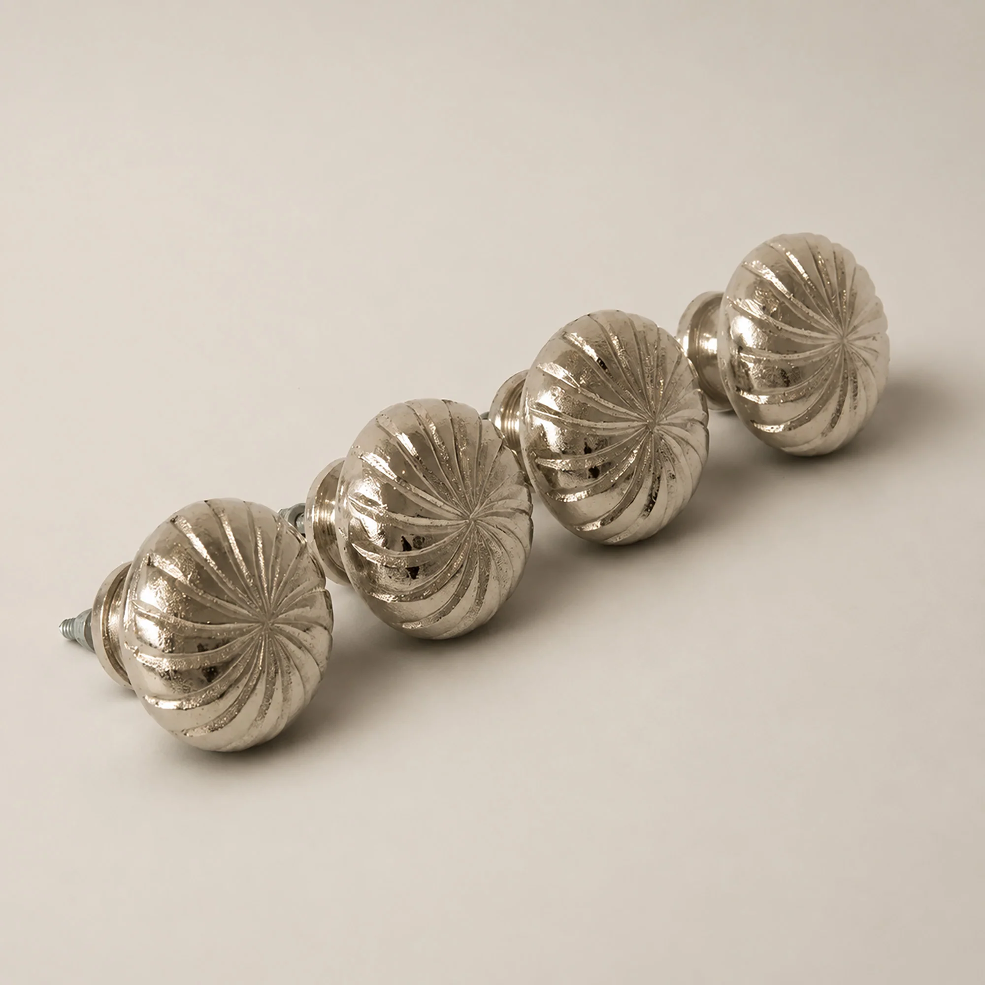 Stylish Set of 4 Extra Large Silver Vintage Swirl Drawer Knobs - 5cm Dependable