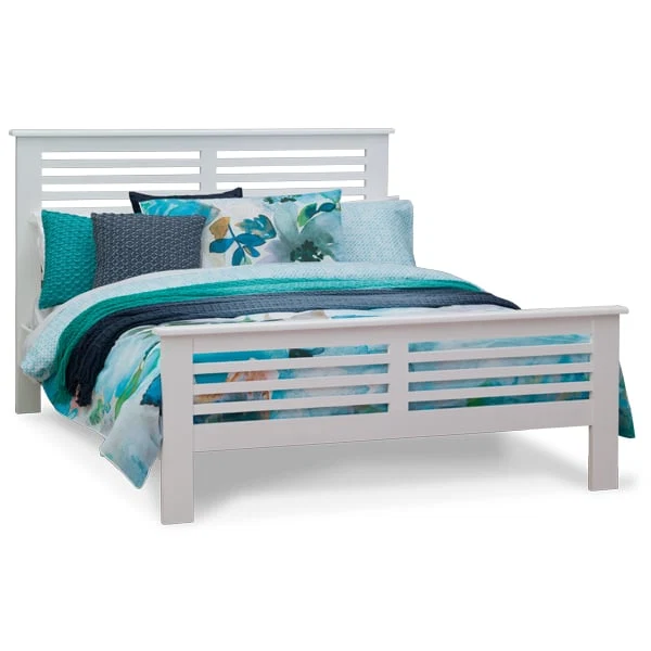 Long-Lasting Beach House Bed Premium