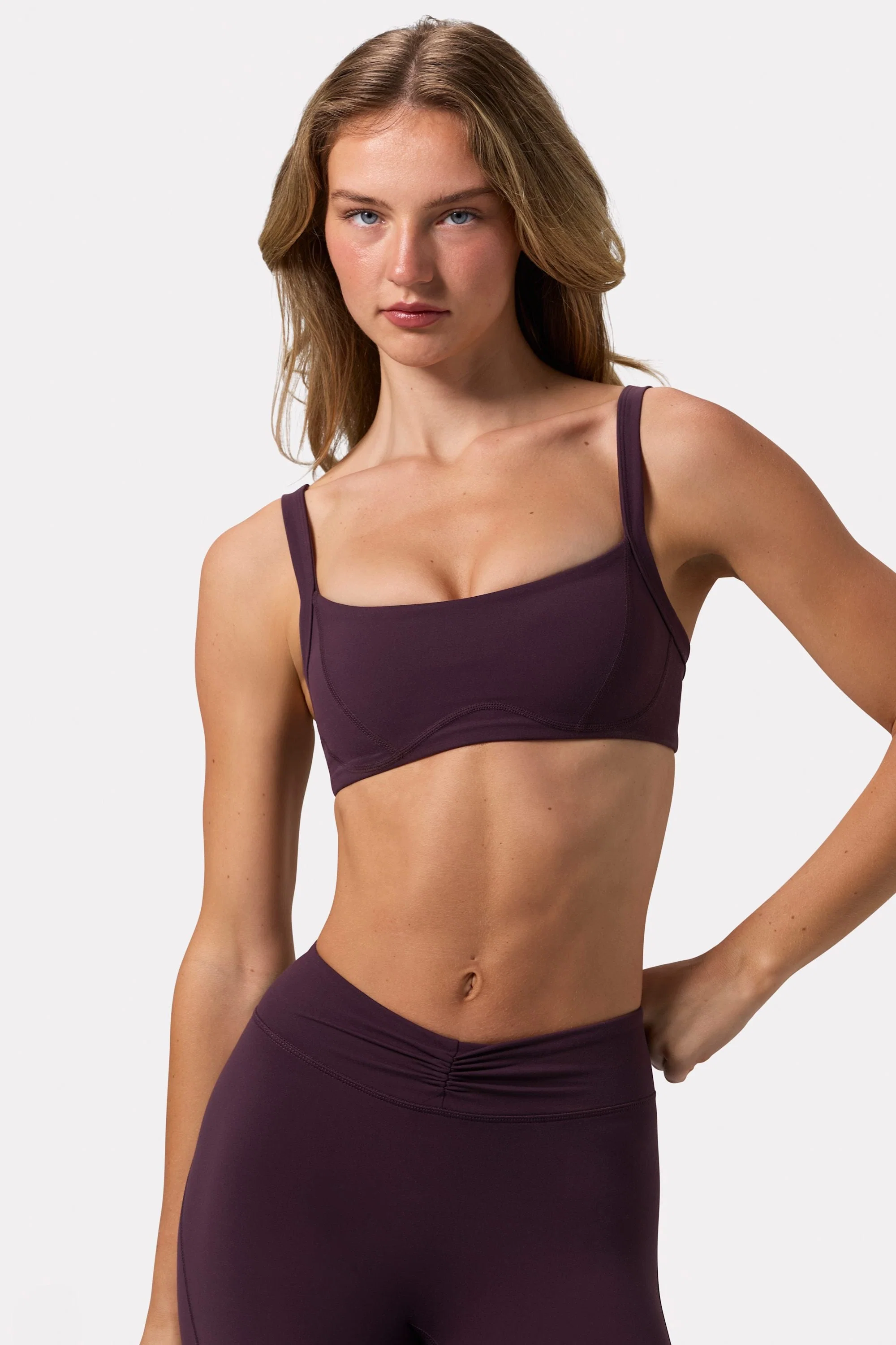 Healthy Soft Active Seam-Detail Sports Bra in Plum Efficient