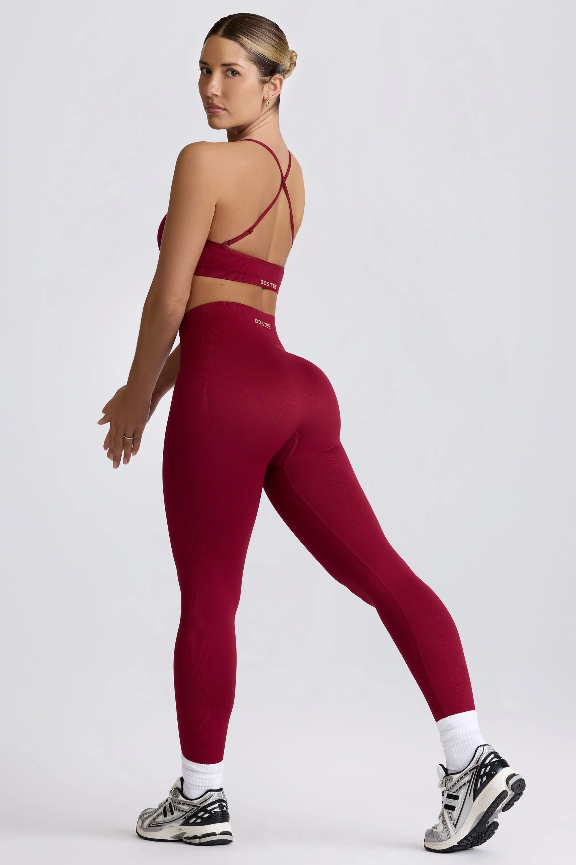 Effective Super Sculpt Seamless Leggings in Cherry Superior