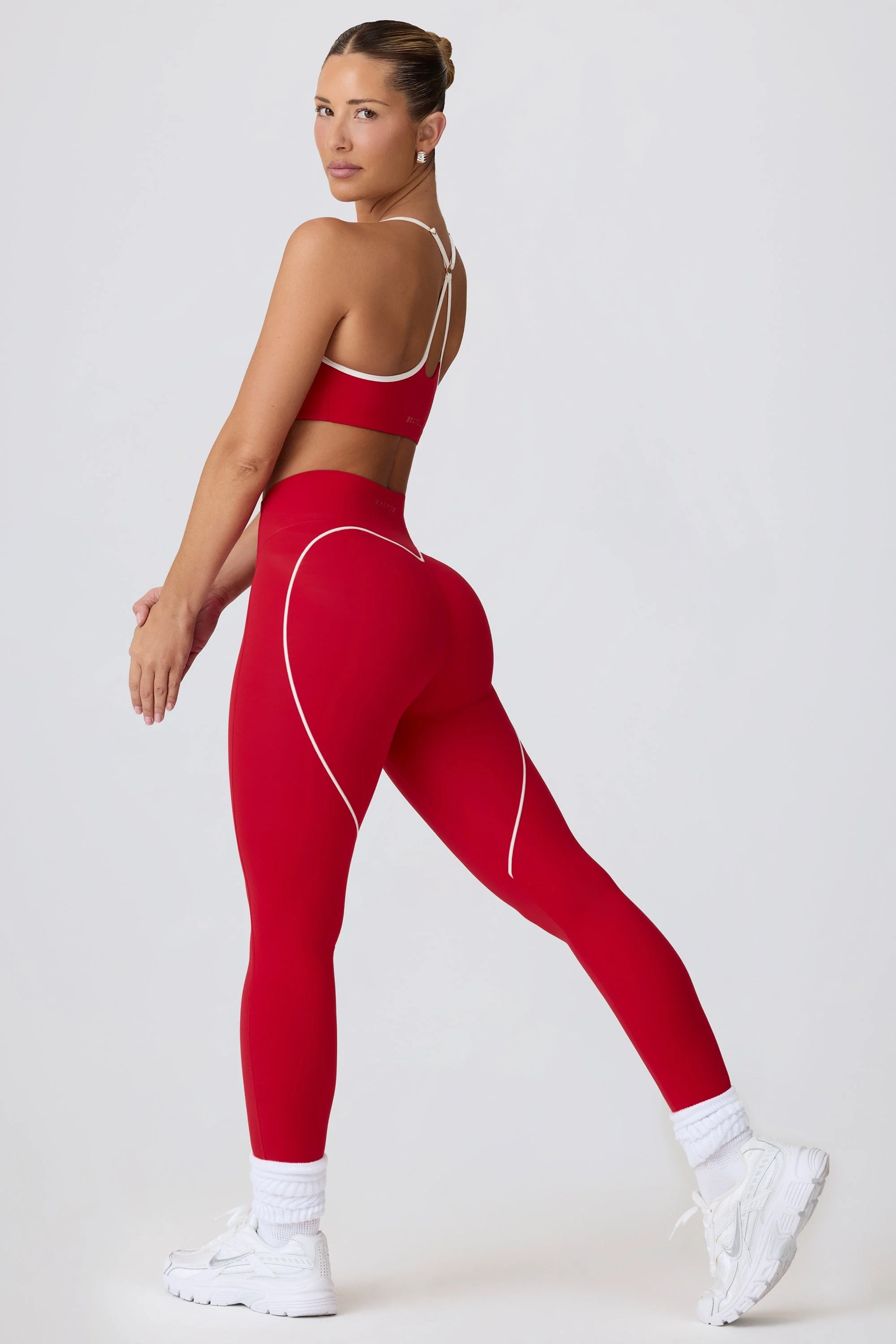 Exclusive Soft Active Mid-Rise Leggings in Hot Red Sophisticated