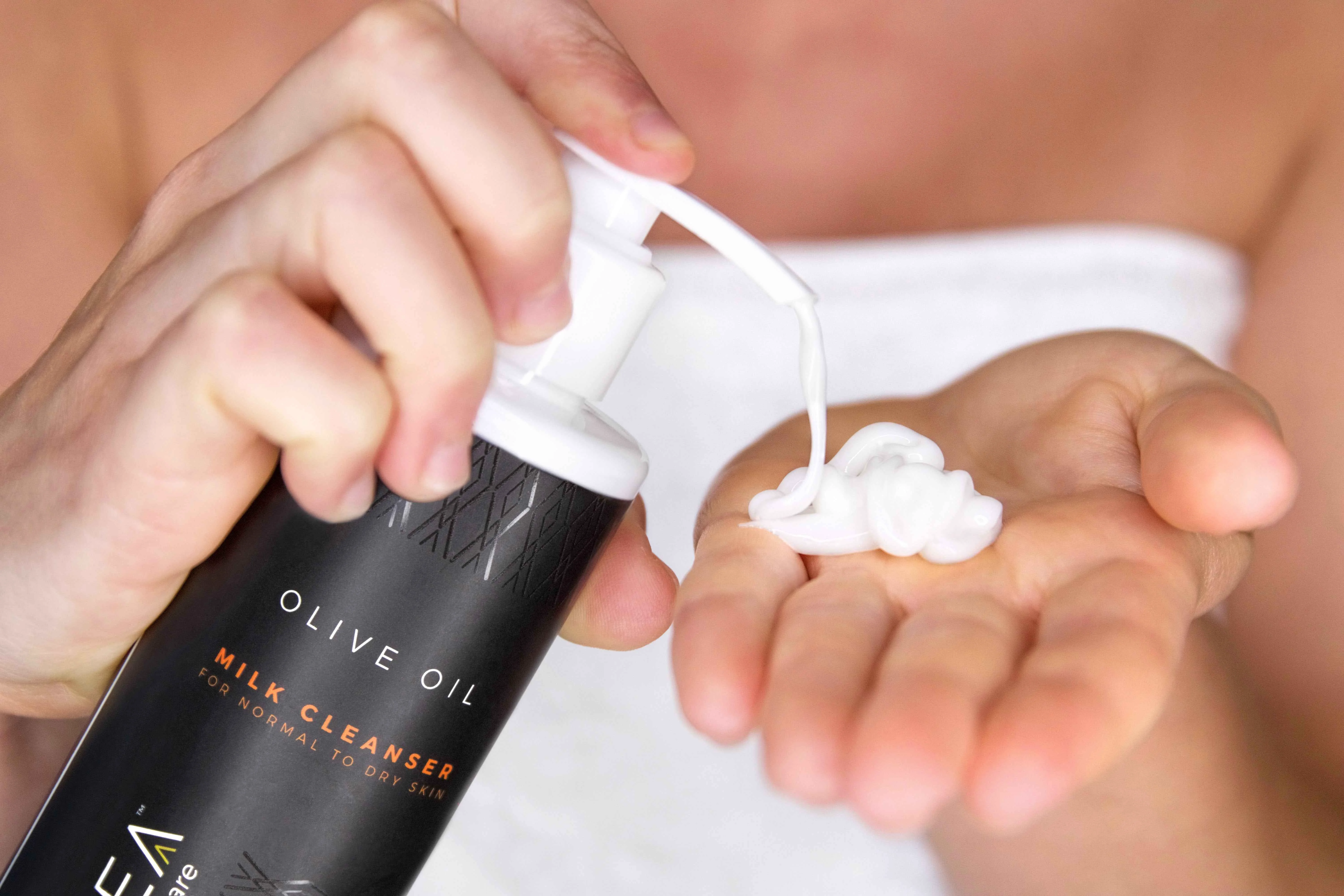 Healthy Milk Cleanser Calithea for Gentle and Effective Skin Care Next-Generation