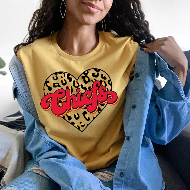 Proven Chiefs Retro Leopard Tee Sophisticated