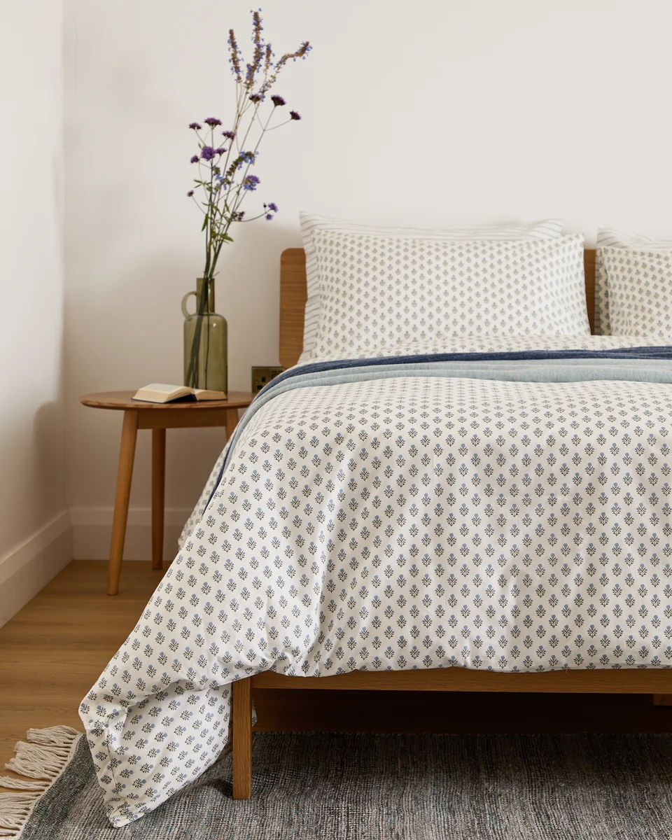 Refined Foxford Emma Duvet Set Minimalist
