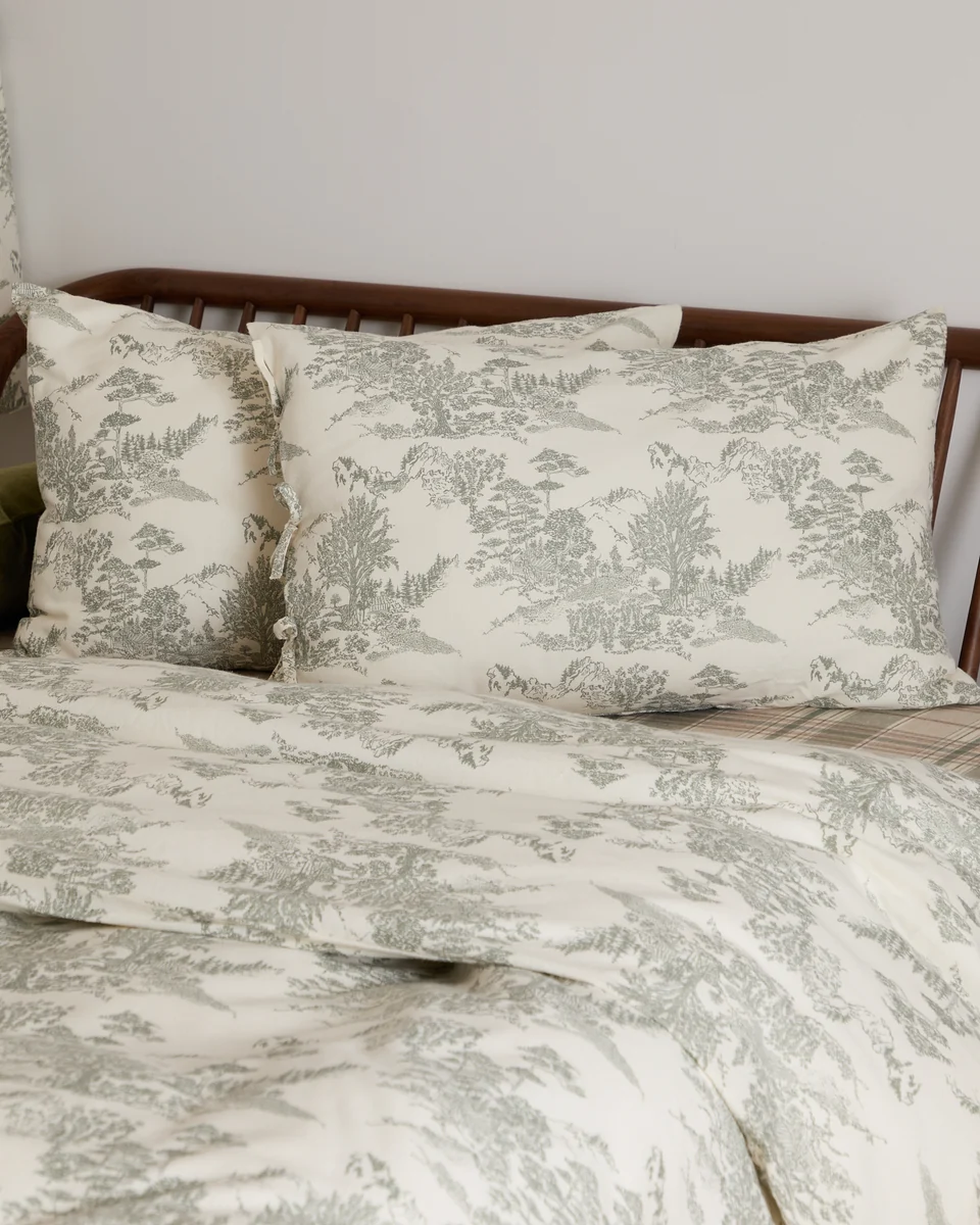 Effective Foxford Eve Toile Standard Pillowcase Set Minimalist