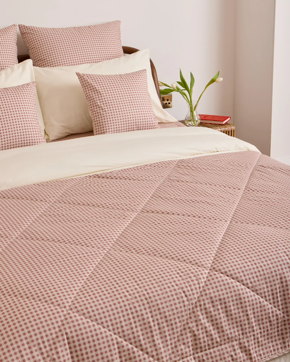Pure Foxford Poppy Reversible Gingham Quilt Recyclable
