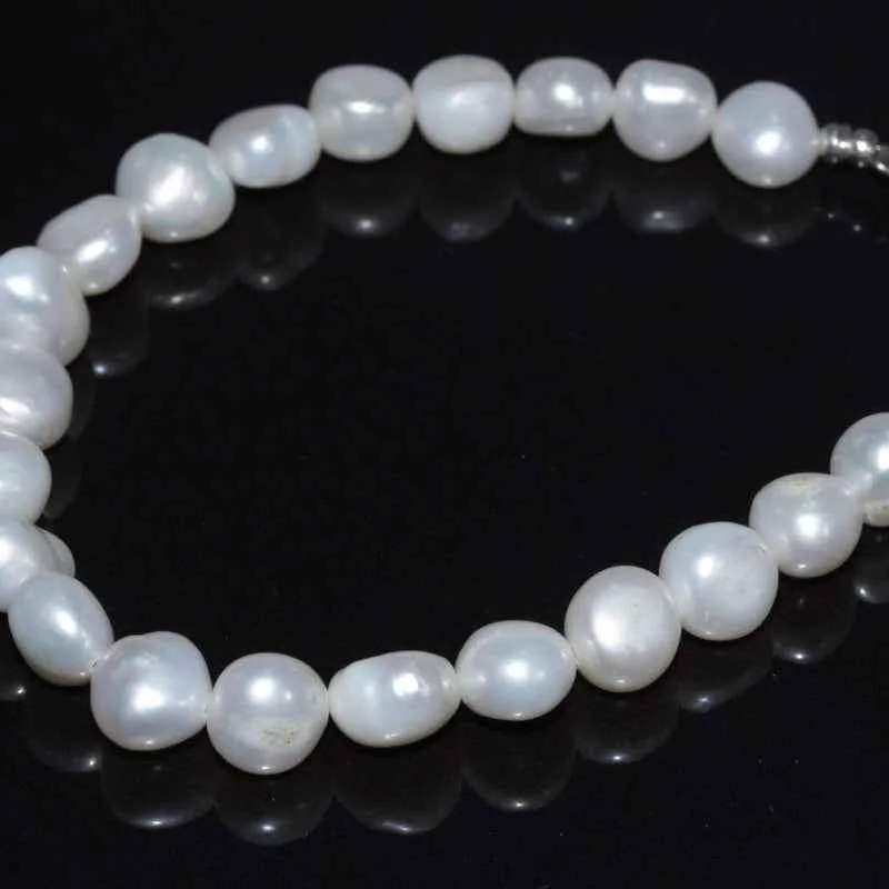Official White Pearl Beaded Bracelet Classic Elegant Jewelry Convenient
