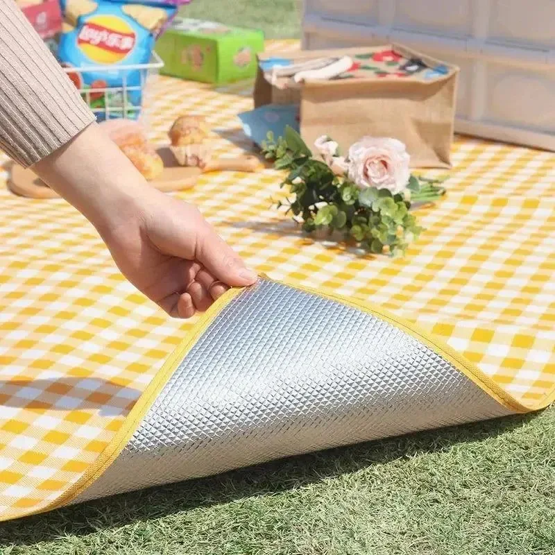 High-Performance Double-Sided Waterproof Picnic Mat - Aluminum Film Camping Beach Mat 3 Sizes Specialty
