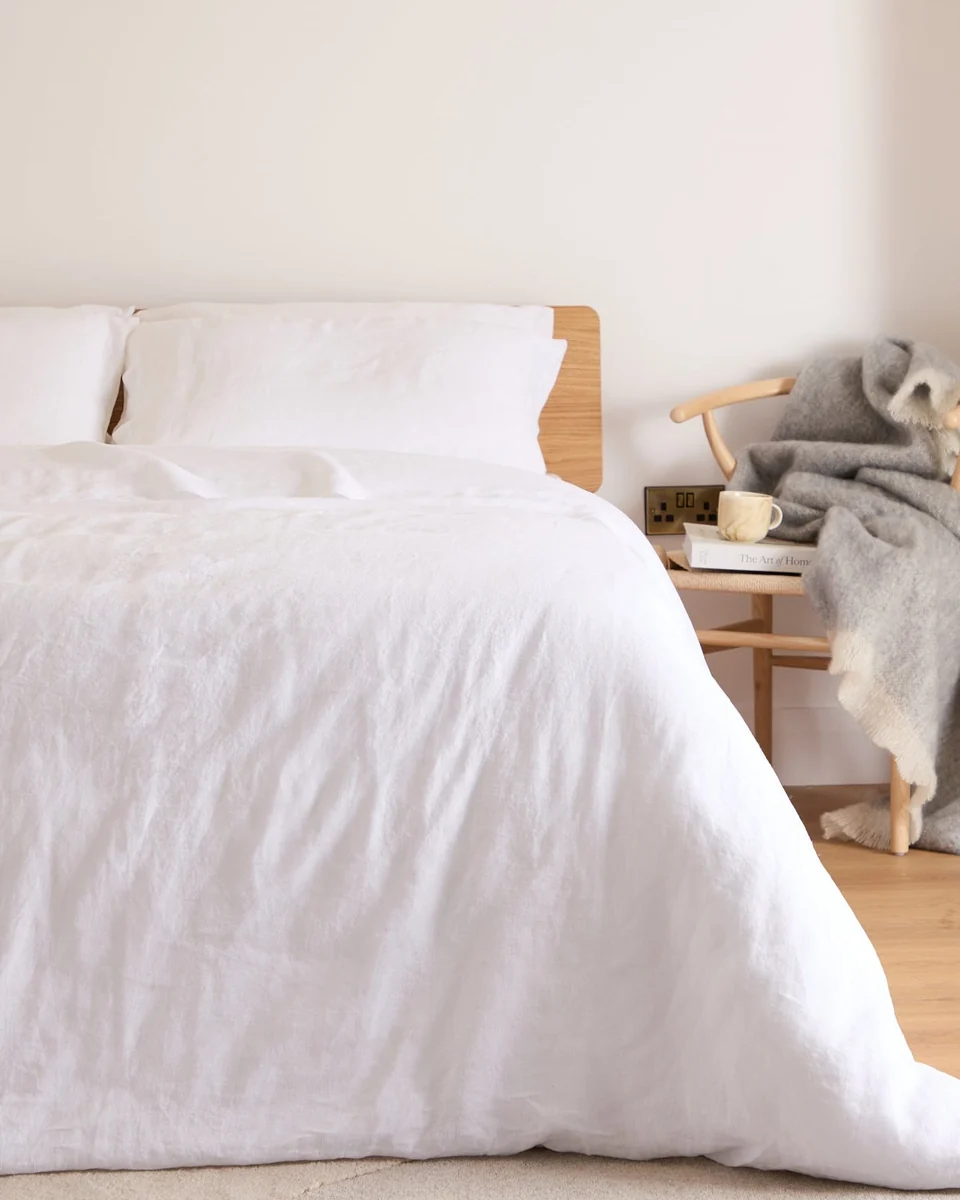Comfortable Foxford White Pure Linen Duvet Set Sophisticated