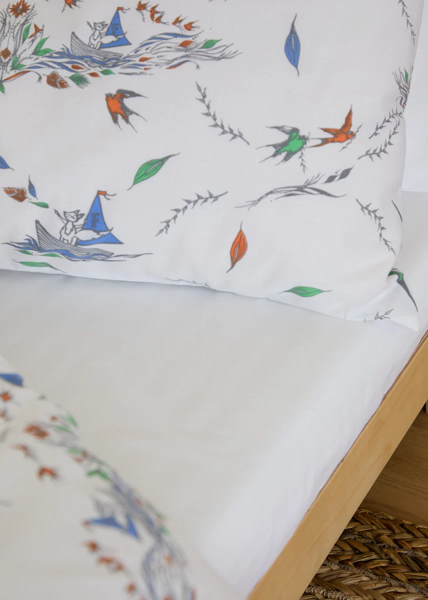 Quality Foxford Fox Friends Toddler White Fitted Sheet Soft