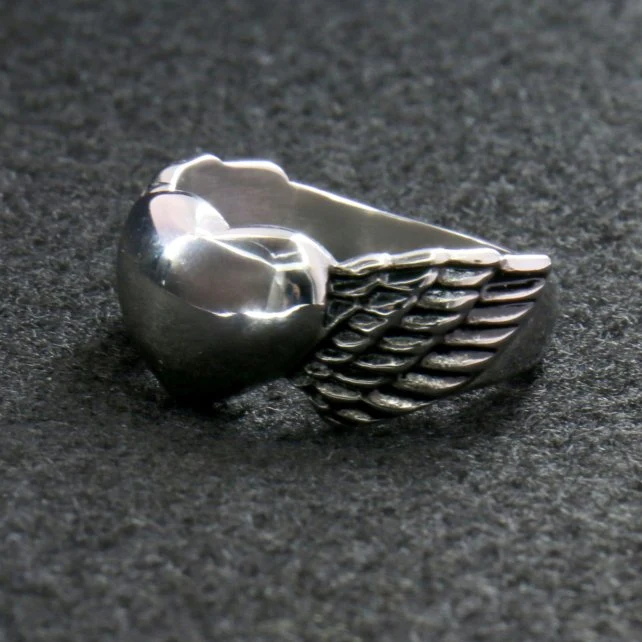 Organic Hot Leathers JWR1101 Women's Silver 'Winged Heart' Stainless-Steel Ring Flexible