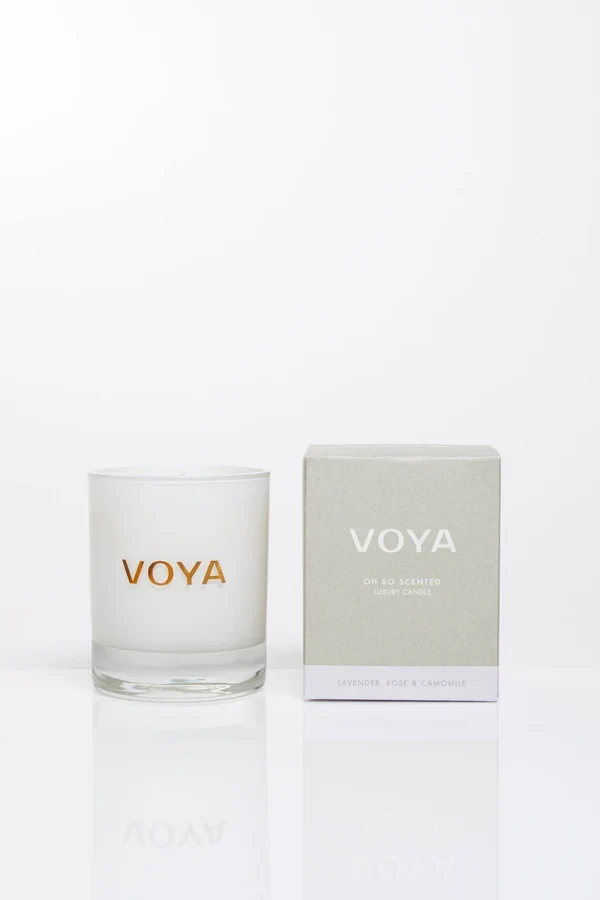 High-Performance VOYA Lavender Rose Luxury Scented Candle Excellent