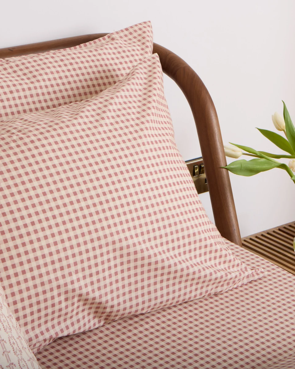 Original Design Foxford Poppy Red Gingham Pillowcase Set Prestigious