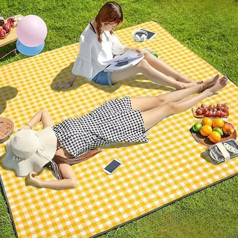 Relaxed 3-in-1 Waterproof Picnic Mat for Camping Hiking Beach – Portable Folding Outdoor Blanket with Safety Lock Detailed