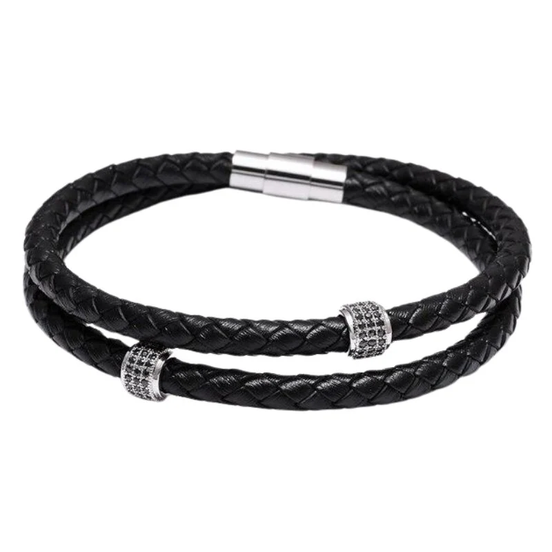 Responsible Giulio Pulsera de cuero trenzado con cierre magnético User-Friendly