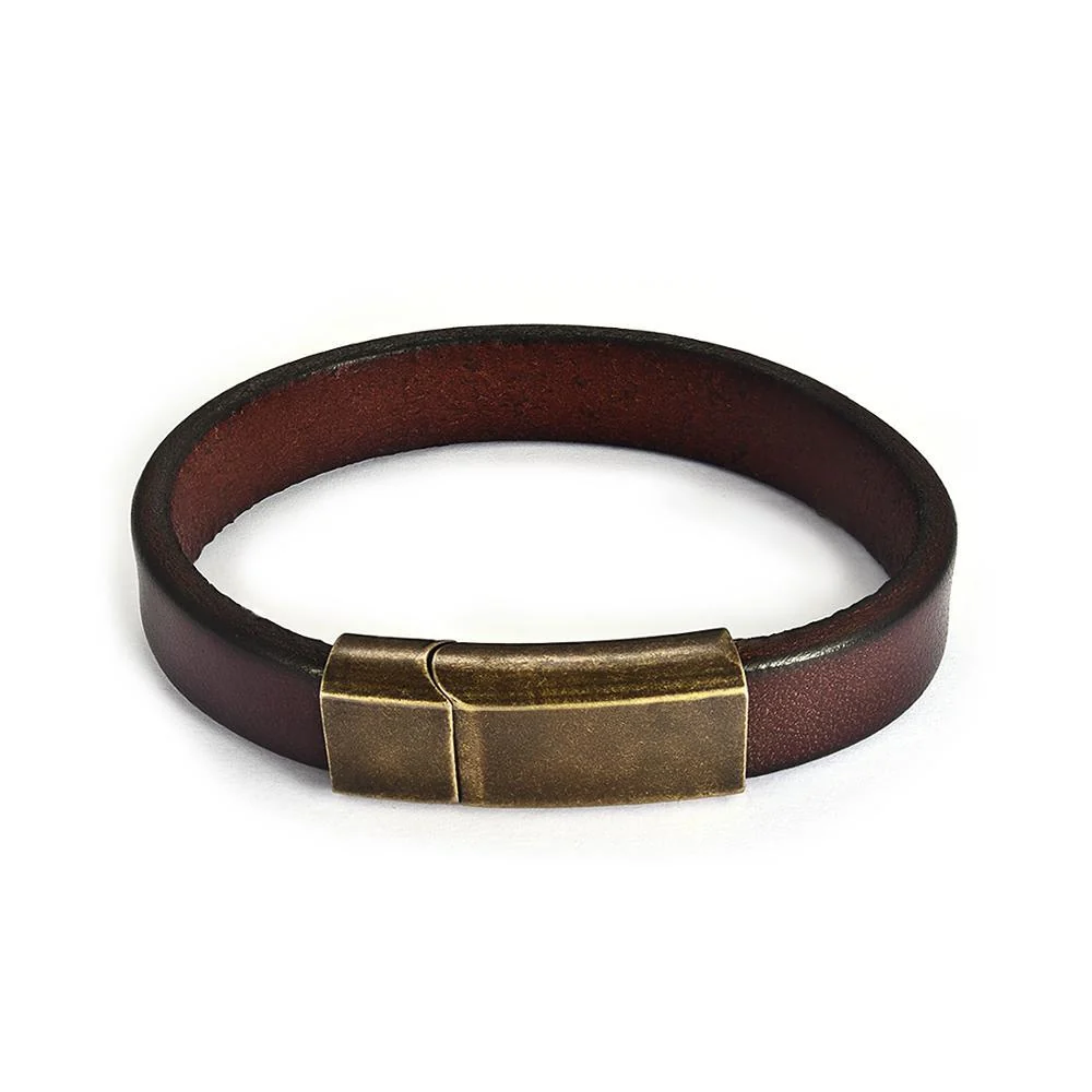 Lightweight Arjen Minimalist Cowhide Leather Bracelet With Bronze Clasp Organic