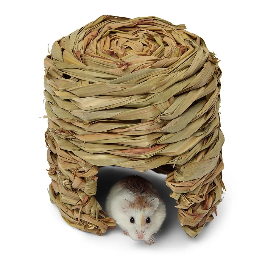 Quality Pets at Home Small Animal Hide Squeak Seagrass Hut Casual